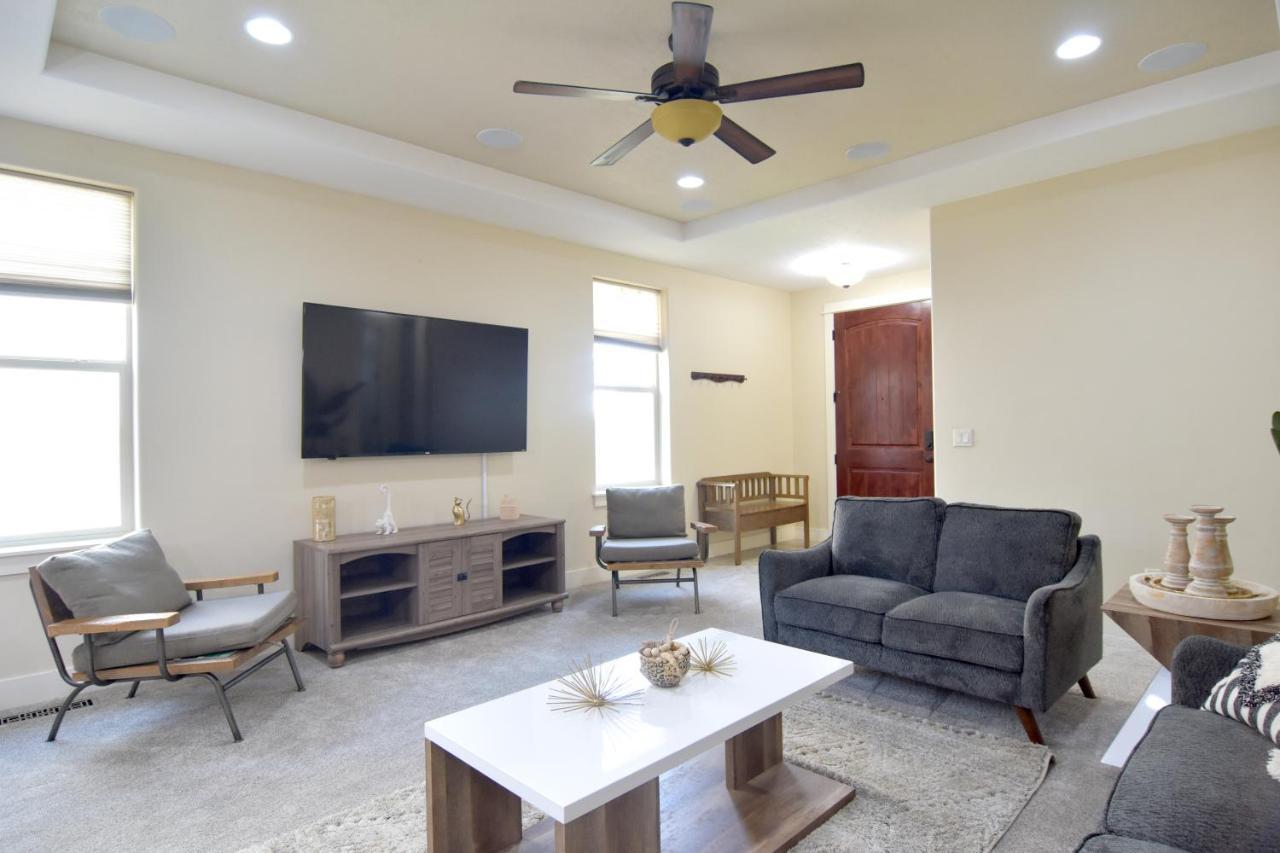 Sensible Safari Sleeps 10 Villa Meridian Bagian luar foto